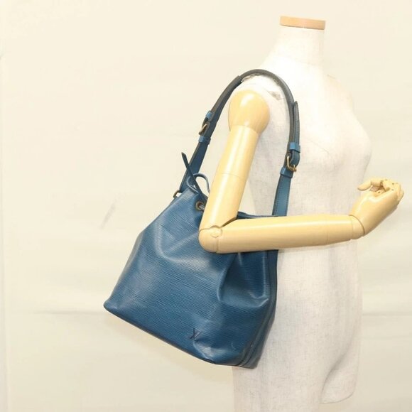 LOUIS VUITTON Epi Petit Noe Shoulder Bag Blue M44105 LV Auth 132004 - Picture 15 of 16